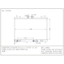 Selbstkühler für Nissan Versa 1.6′07-11 Aluminiumkern-Plastiktank